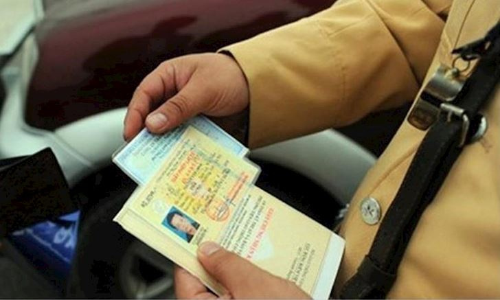 giấy phép lái xe, CSGT