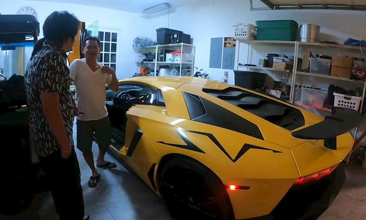Lamborghini Aventador, Johnny Đặng